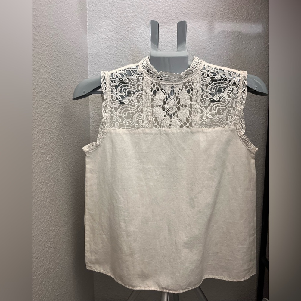 ✨LAST CHANCE ✨Zara Lace Detail Top